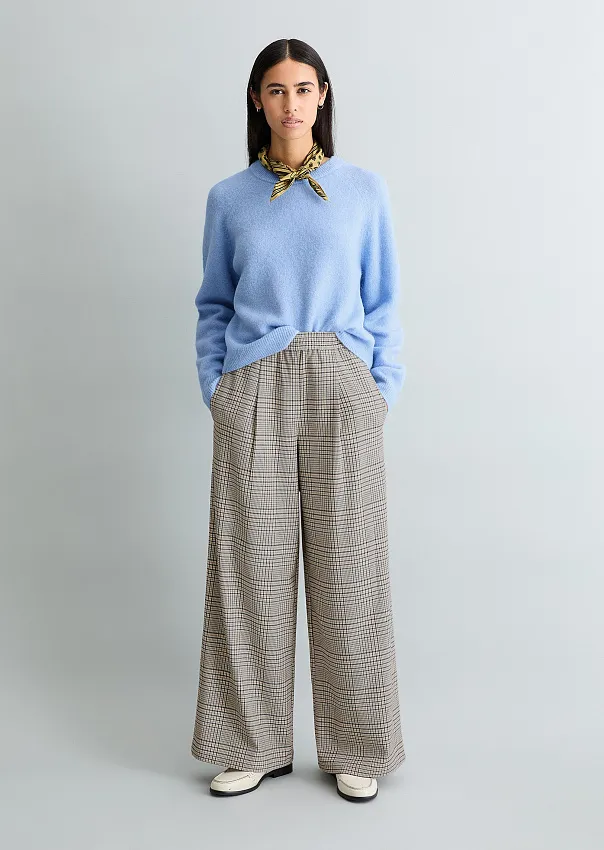 Свитер из смесовой шерсти