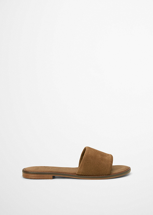 Коричневый