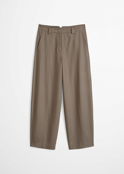 Светло-коричневый