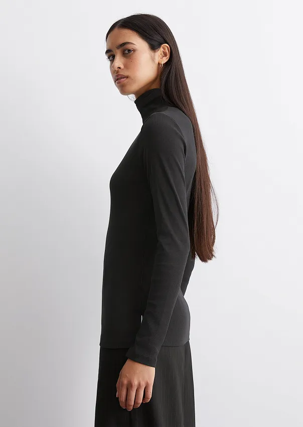 Водолазка из смесового хлопка