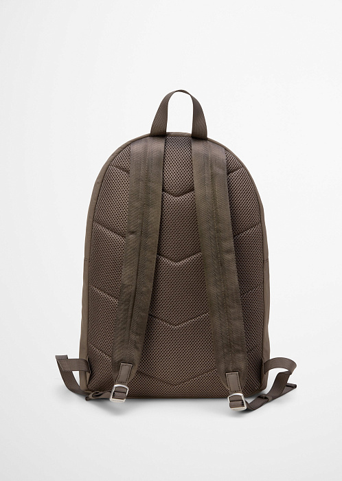 Рюкзак из переработанного нейлона