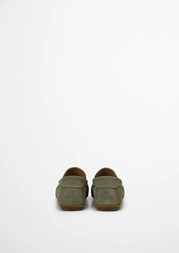 Мокасины из замши