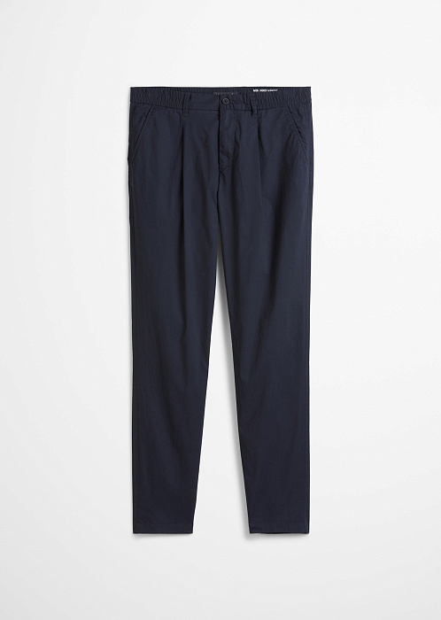 Темно-синий