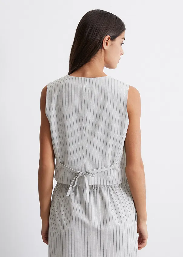 Жилет из переработанного полиэстера и вискозы