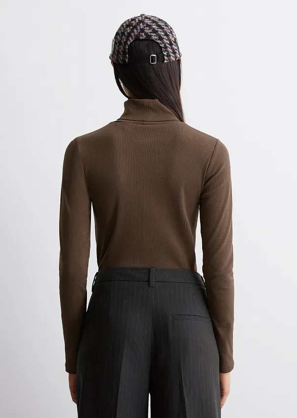 Водолазка из смесового хлопка