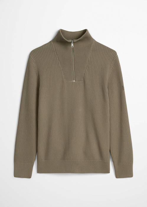 Коричневый