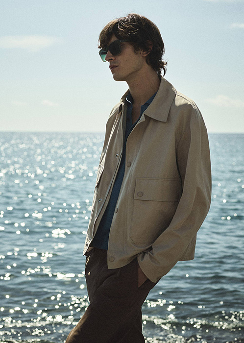 Белый/бежевый