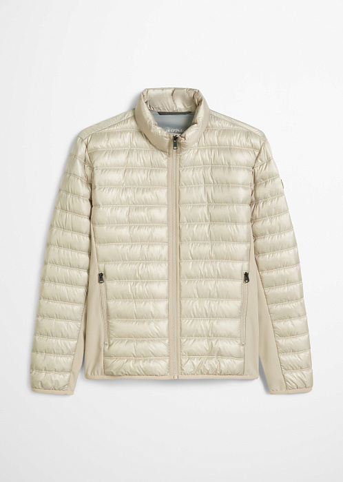 Светло-бежевый