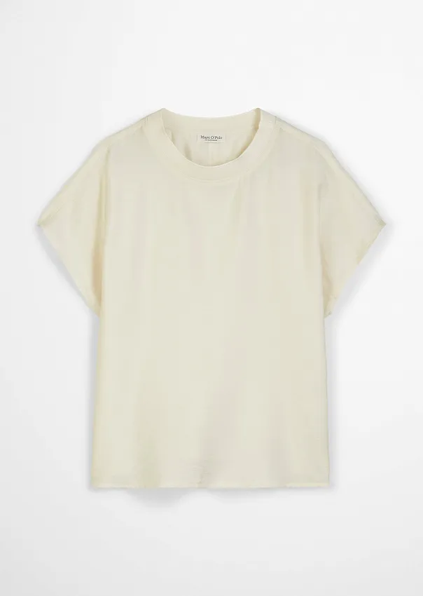 Блузка из смесовой вискозы