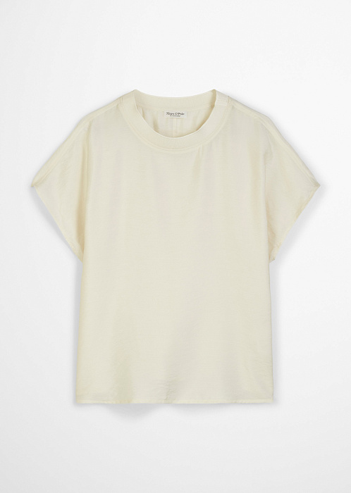 Светло-бежевый