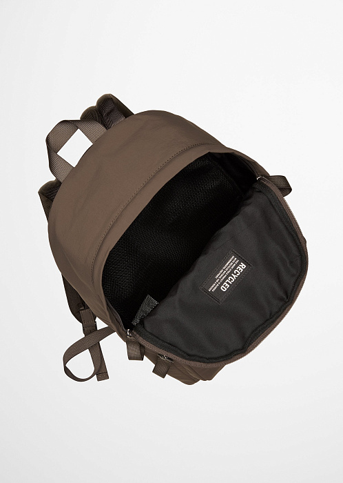 Рюкзак из переработанного нейлона