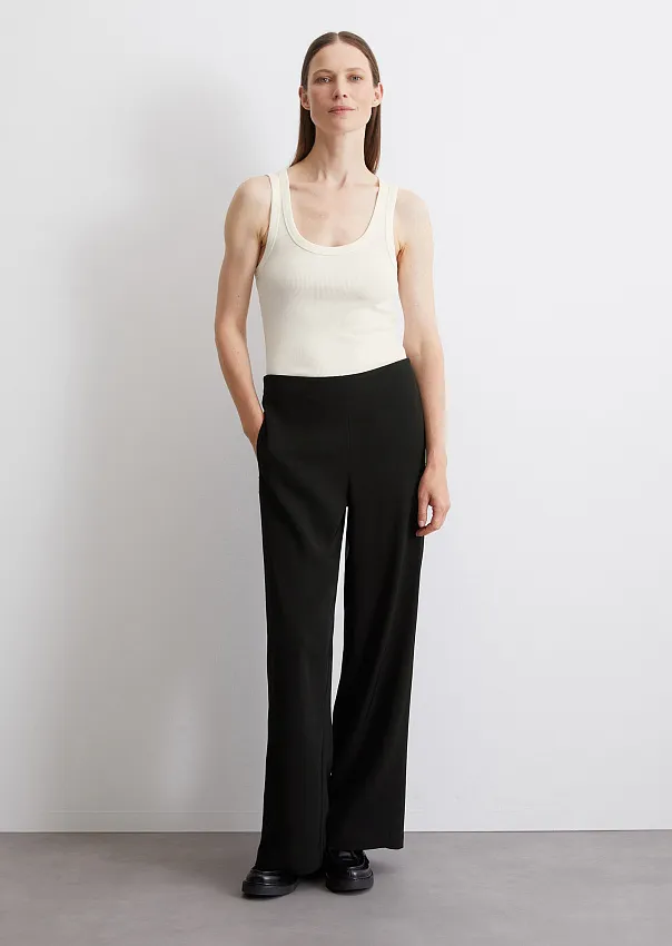 Топ из хлопка и лиоцелла