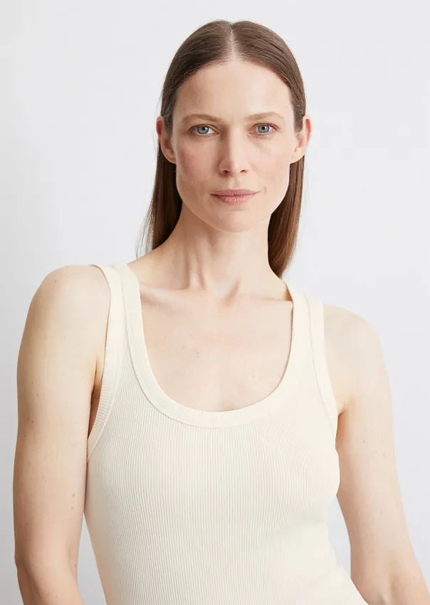 Топ из хлопка и лиоцелла