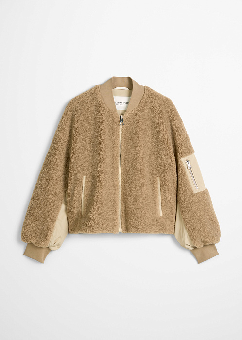 Куртка из искусственного меха