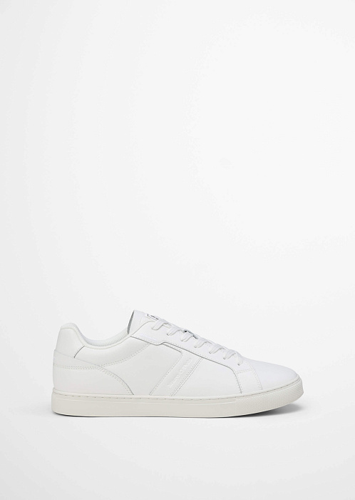 Светло-бежевый