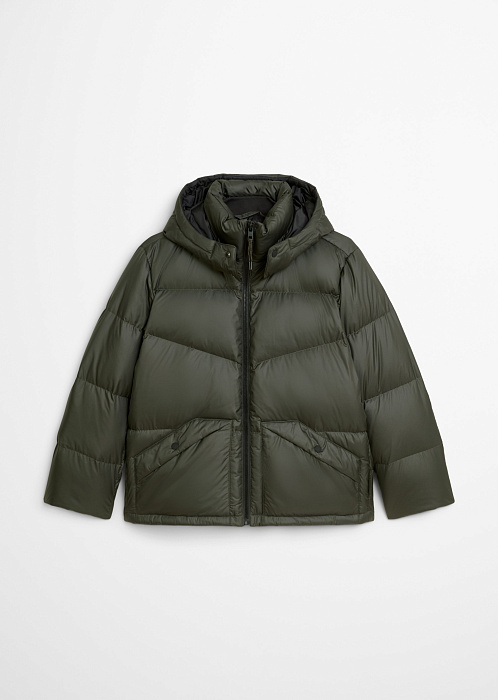 Темно-зеленый