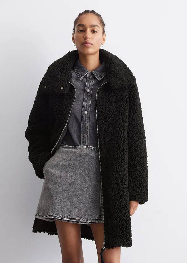 Шуба из искусственного меха