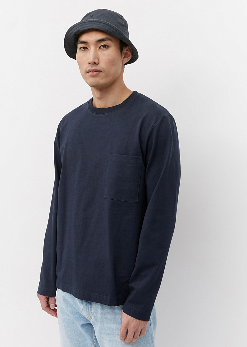 Темно-синий